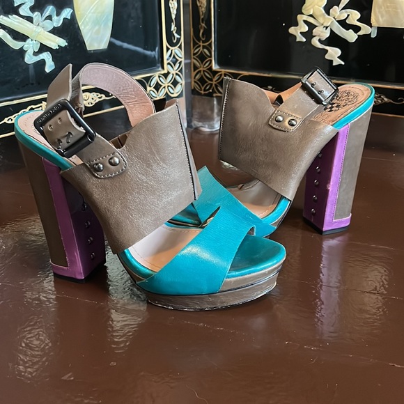 Heels Vince Camuto - Picture 4 of 7